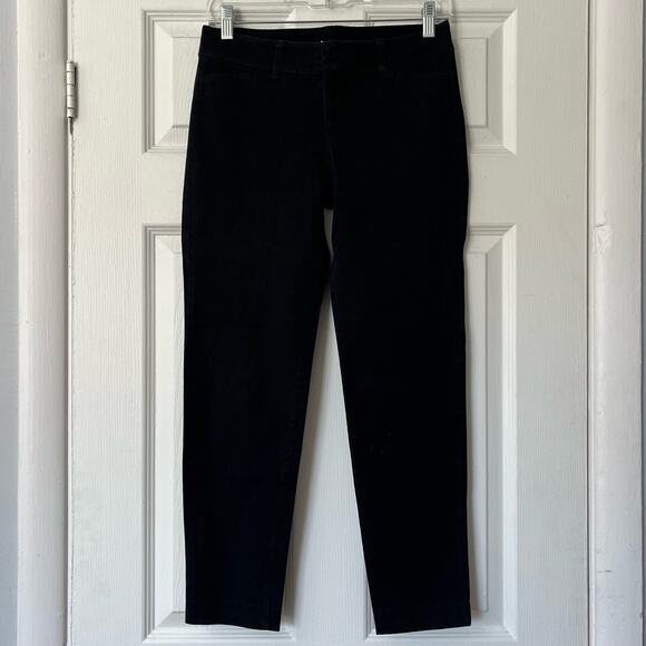 Old Navy Pixie Never-Fade Cropped Pants - Size 4 - Picture 1 of 6